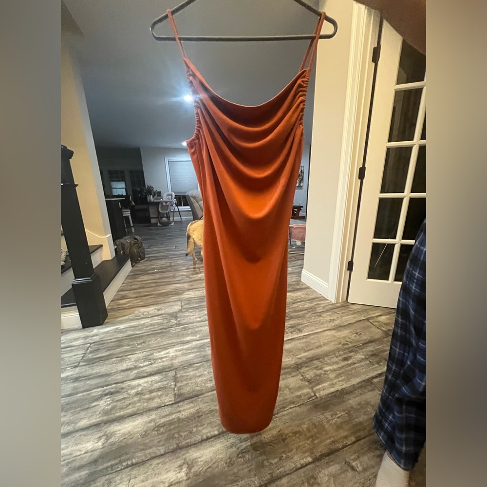 Beautiful never worn ankle length dress. Perfect condition!